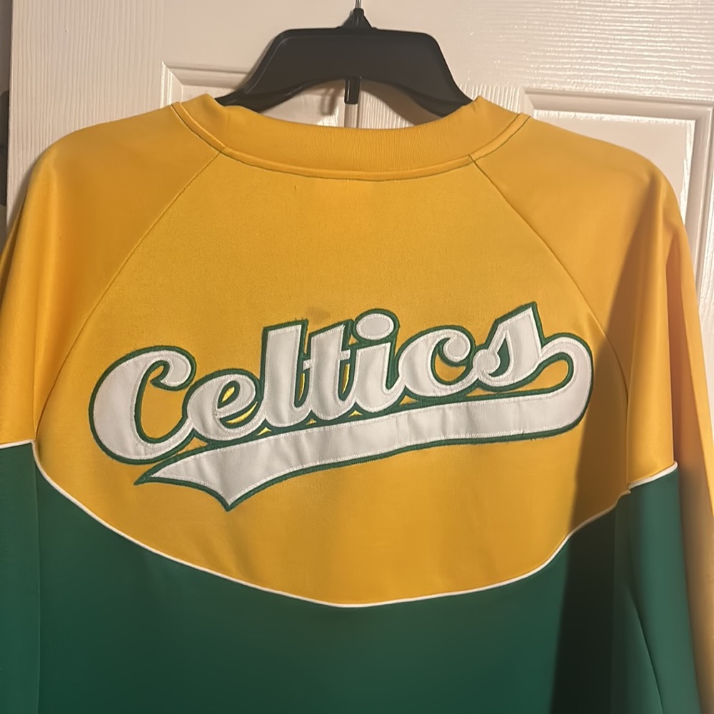 Jersey - Picture 2 of 5